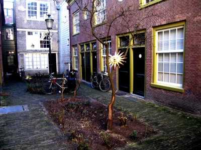 Claeszhofje courtyard, Jordaan Amsterdam