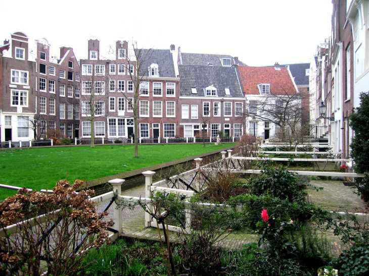 The Begijnhof Convent in Amsterdam