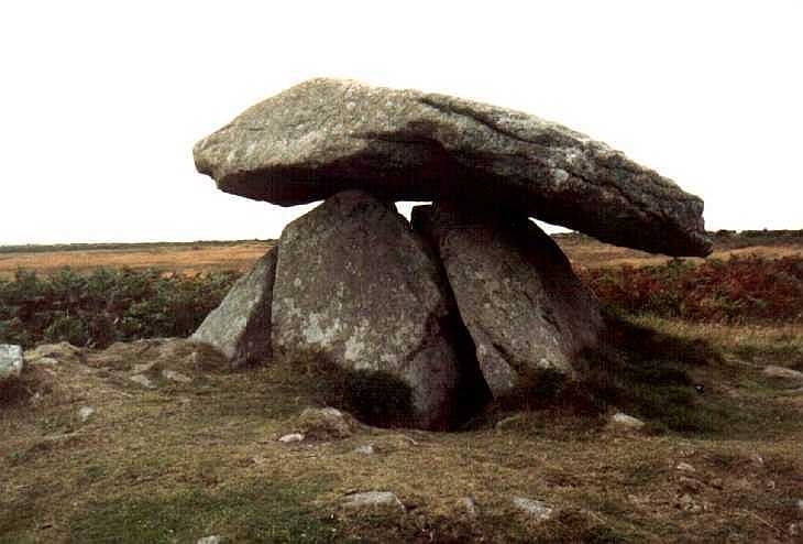 Chun Quoit, standing stones of Cornwall