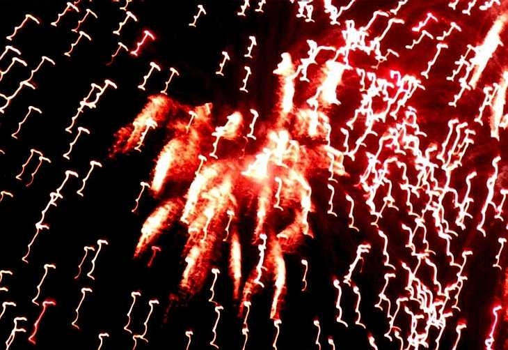 Fee-fall light-forms. Firework display, London