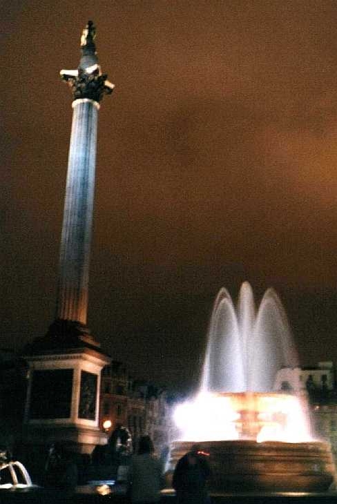 Nelson's Column, fountain, Trafalgar Square