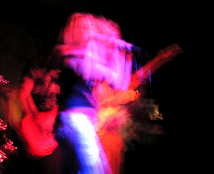 Mel Sanson, singer with Kenelis