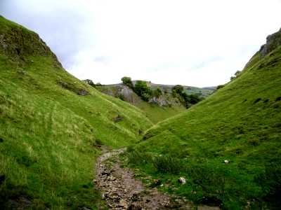 View of Peveril Castle from Cave Dale