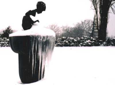 Frozen statue, London, Regent's Park in snow